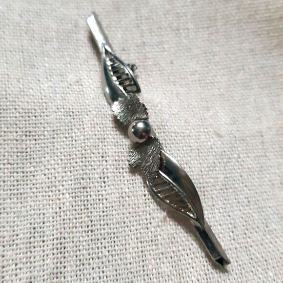 Vintage Silver Bar Brooch Unisex Victorian Revival Pin Retro Costume Jewelry - Picture 2 of 6